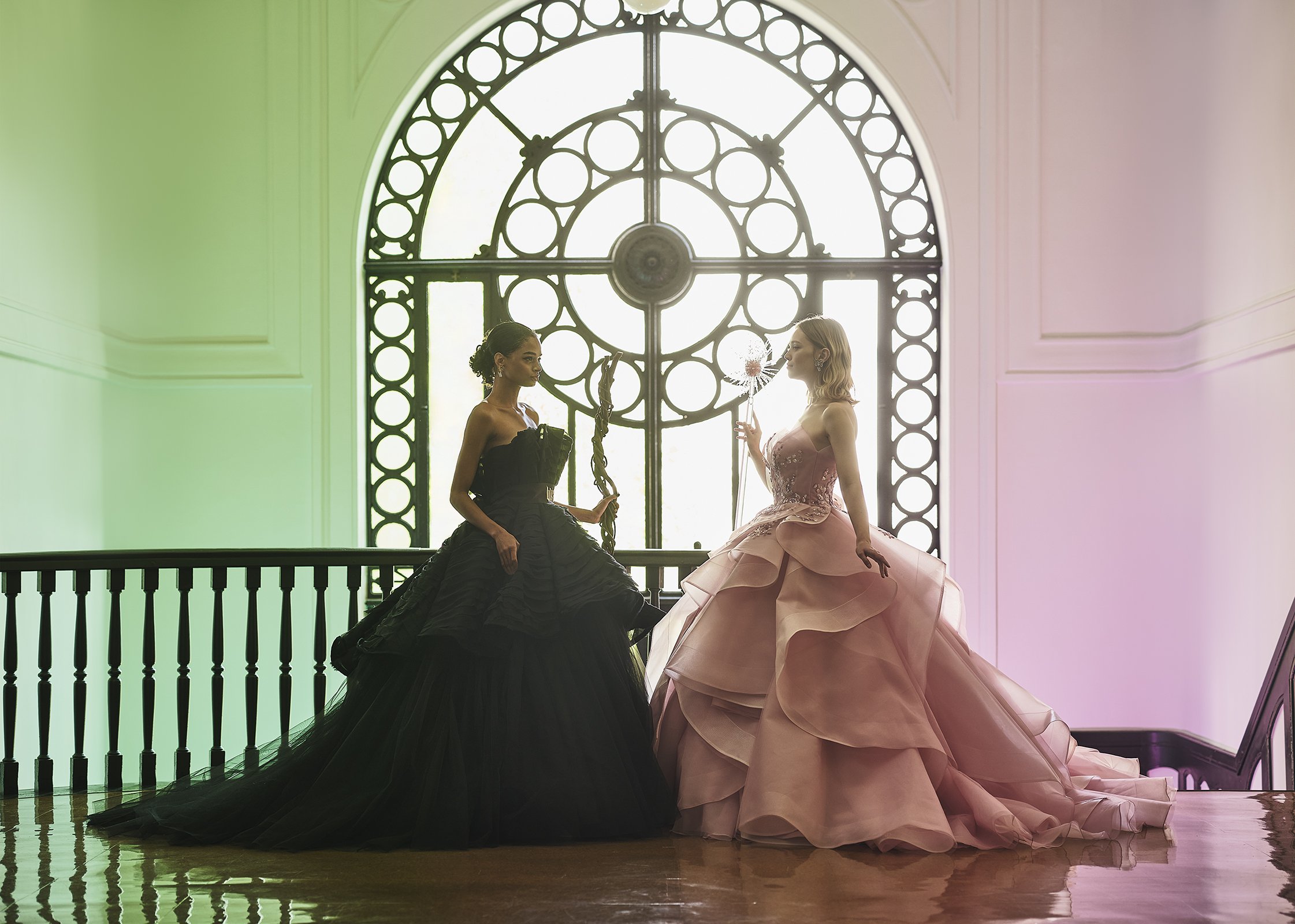 STW0001_Pink_STW0002_Black_Ima